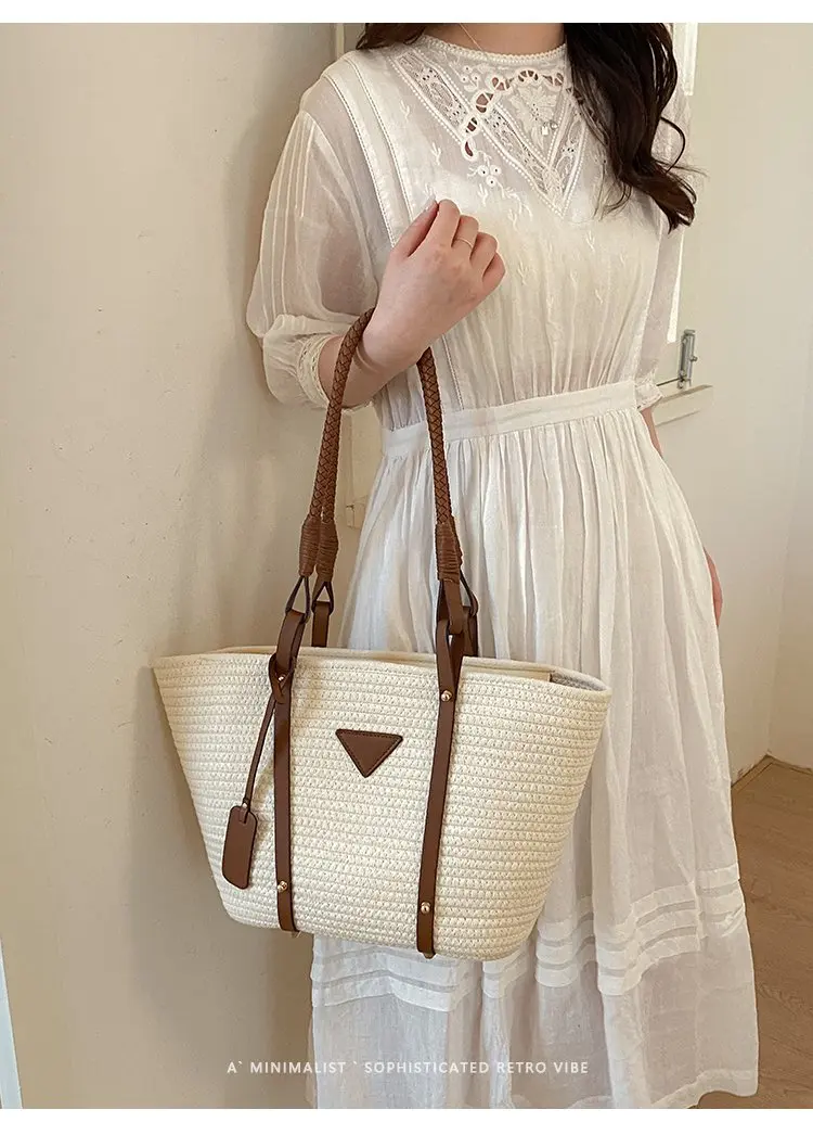 Modern luxury portable women's bag, fashionable personalized chain shoulder bag, elegant design women's handbag