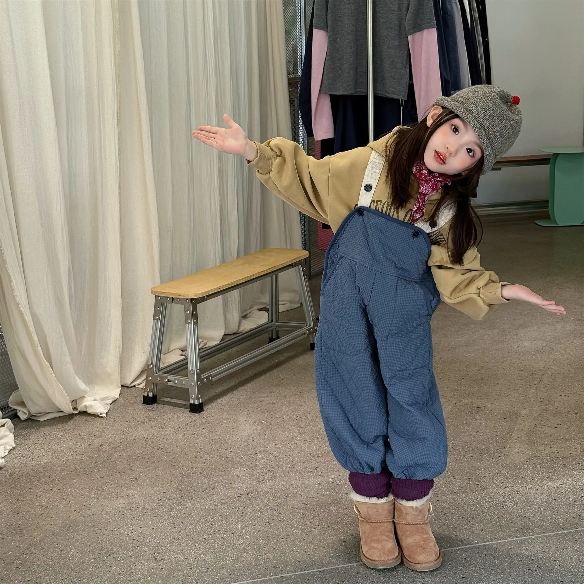 2025 Winter New Children Warm Overalls Boys Girls Plus Velvet Thick Overalls Kids Cotton Padded Strap Trousers Cute Baby Clothes