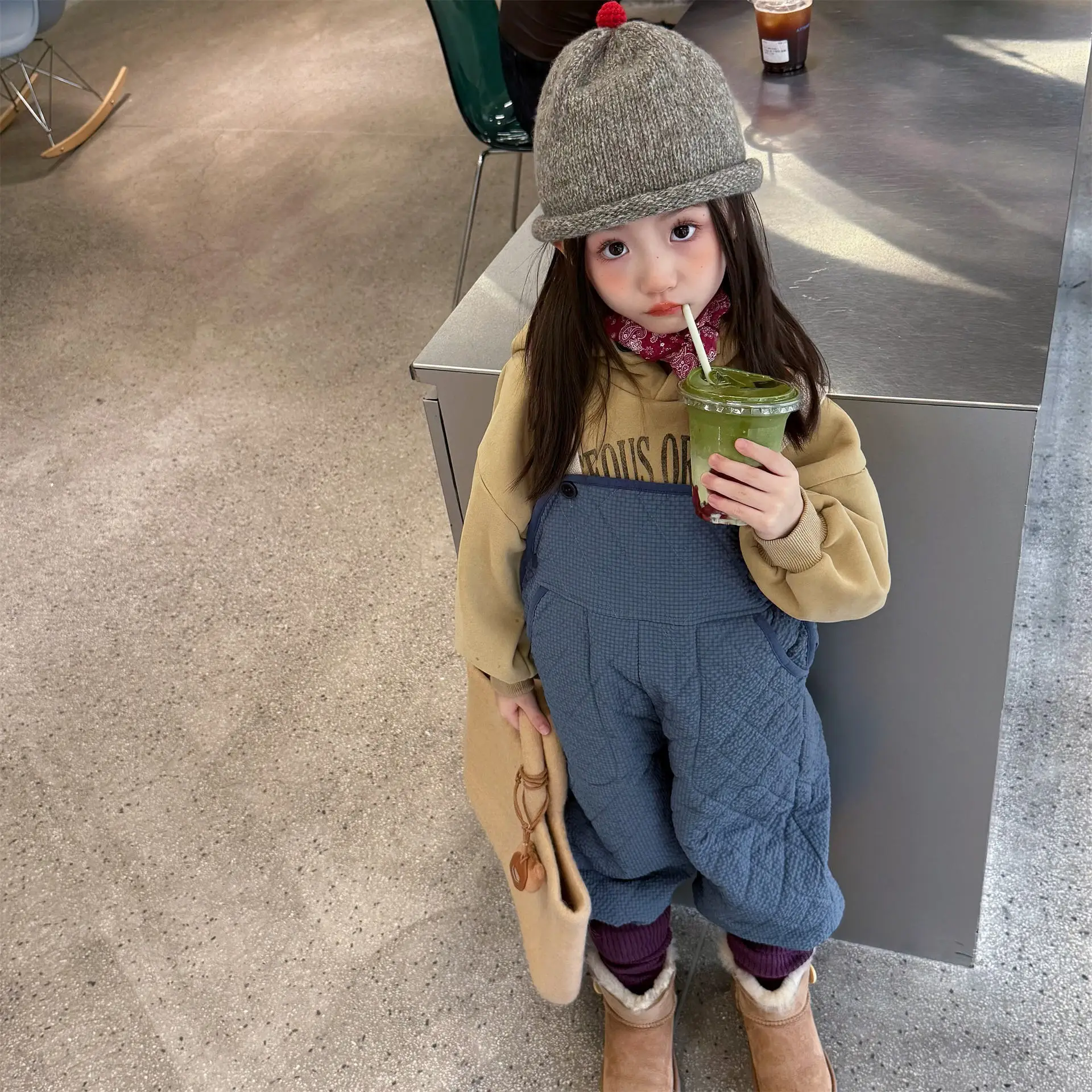 2025 Winter New Children Warm Overalls Boys Girls Plus Velvet Thick Overalls Kids Cotton Padded Strap Trousers Cute Baby Clothes