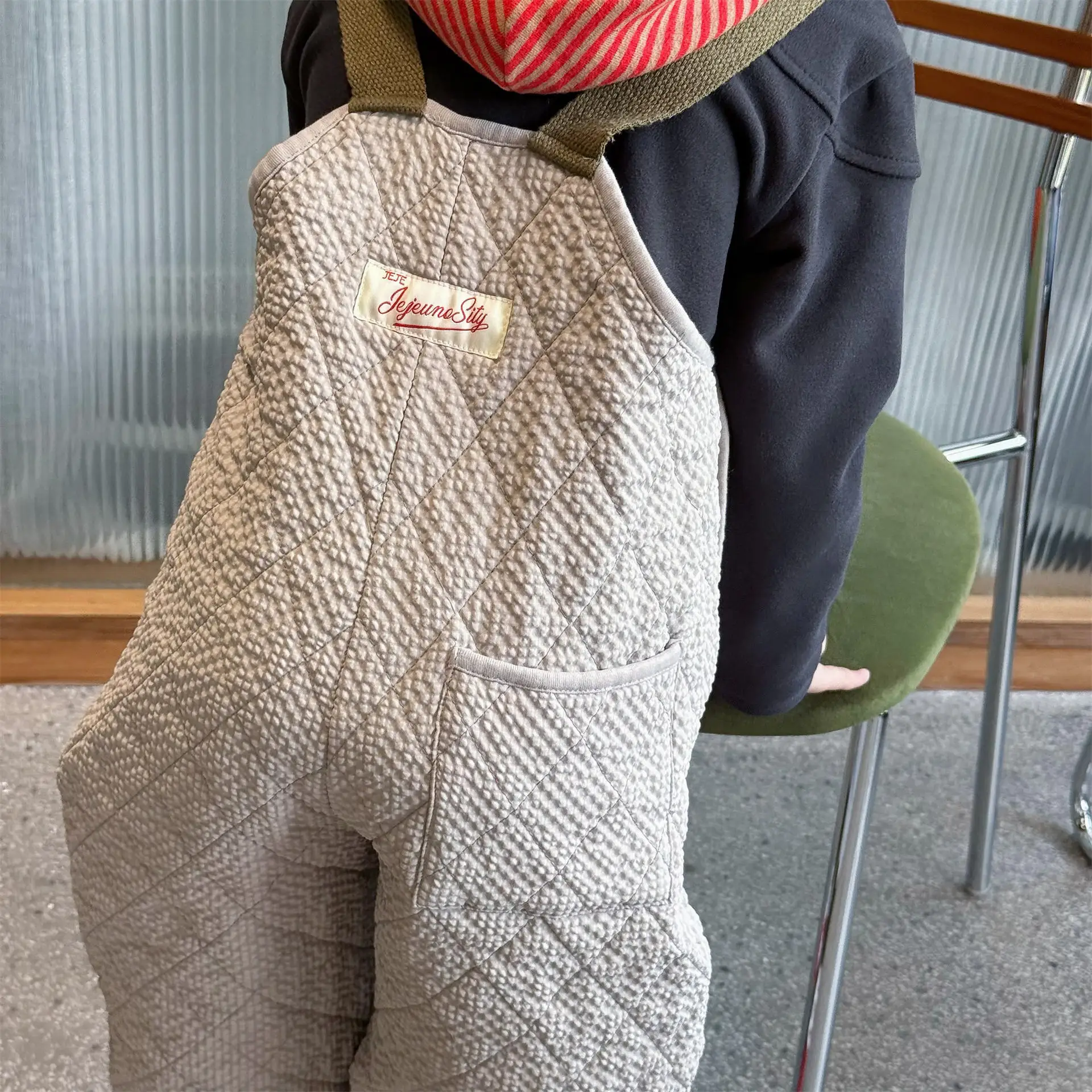 2025 Winter New Children Warm Overalls Boys Girls Plus Velvet Thick Overalls Kids Cotton Padded Strap Trousers Cute Baby Clothes