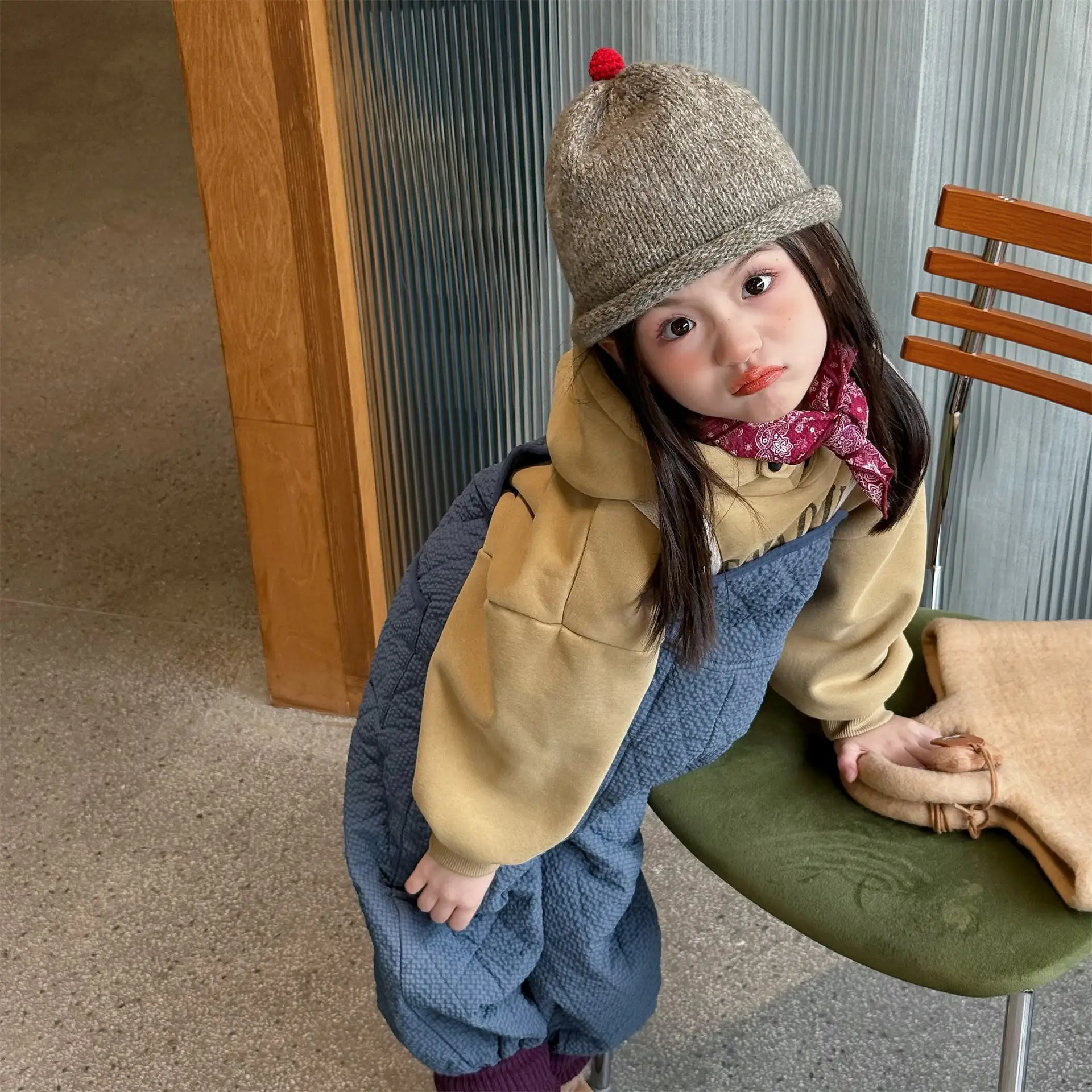 2025 Winter New Children Warm Overalls Boys Girls Plus Velvet Thick Overalls Kids Cotton Padded Strap Trousers Cute Baby Clothes