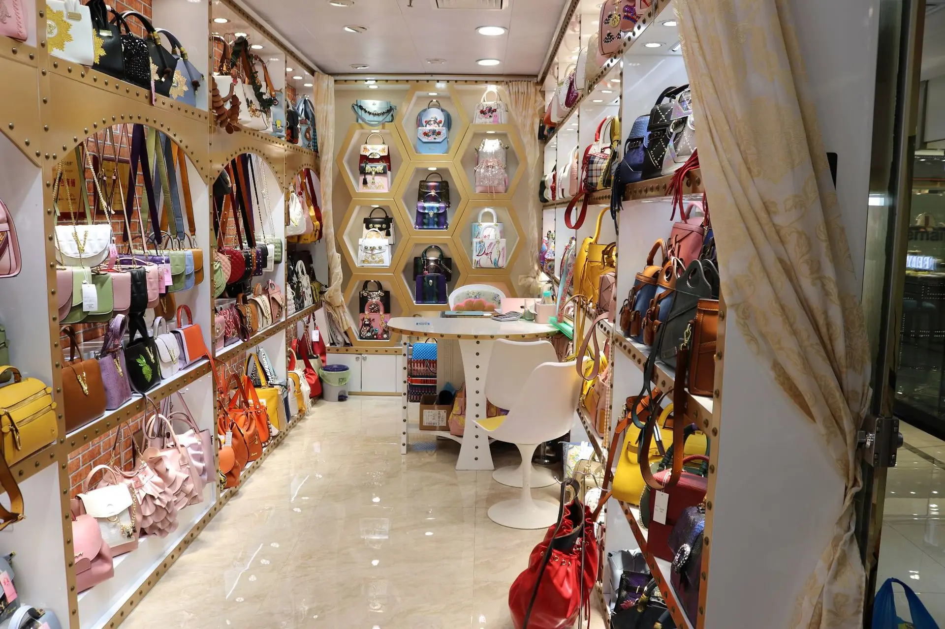 Chic Solid Color Designer Diaper Bag For Women Trendy Leather Crossbody Handbag Luxury Unique Vintage Shoulder Tote Large