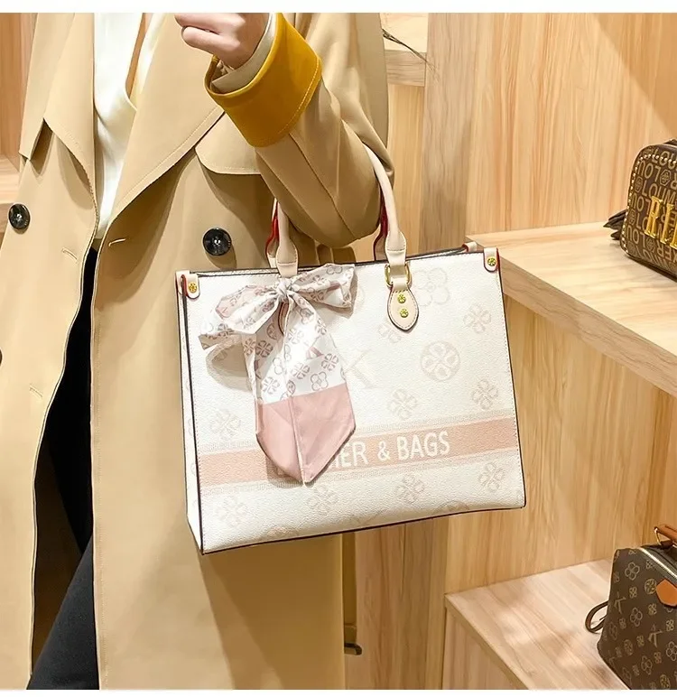 Vintage Simple Fashionable Diaper Bag For Women High-End Designer Crossbody Handbag Large Capacity Trendy Tote Bag