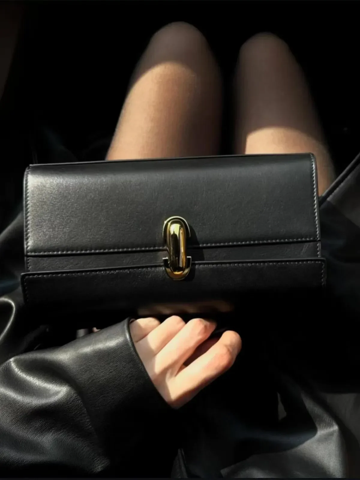 Luxury Designer Vintage Diaper Bag: Elegant Crossbody Handbag For Women With Minimalist Style And Large Capacity Messenger Tote