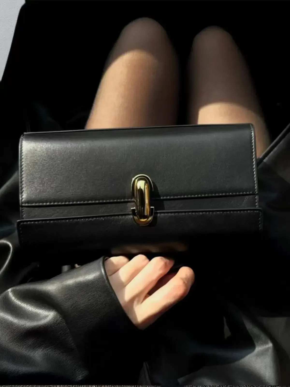 Luxury Designer Vintage Diaper Bag: Elegant Crossbody Handbag For Women With Minimalist Style And Large Capacity Messenger Tote