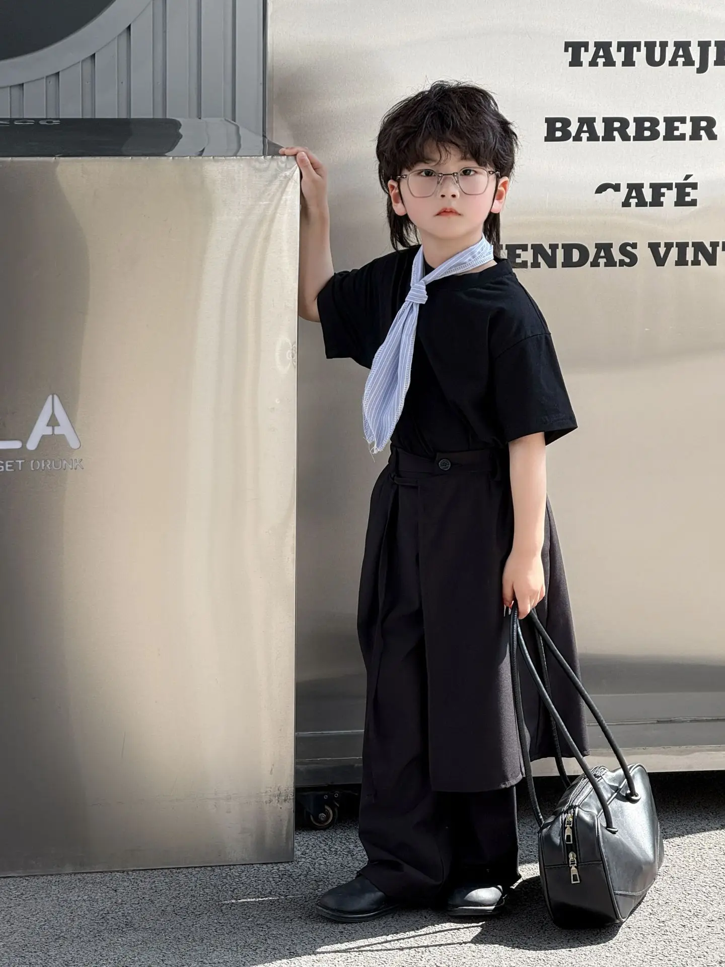 Boys' Suit - 2026 Summer New Collection of Children's Cotton T-shirts with Trendy Scarves and Fashionable Trousers.
