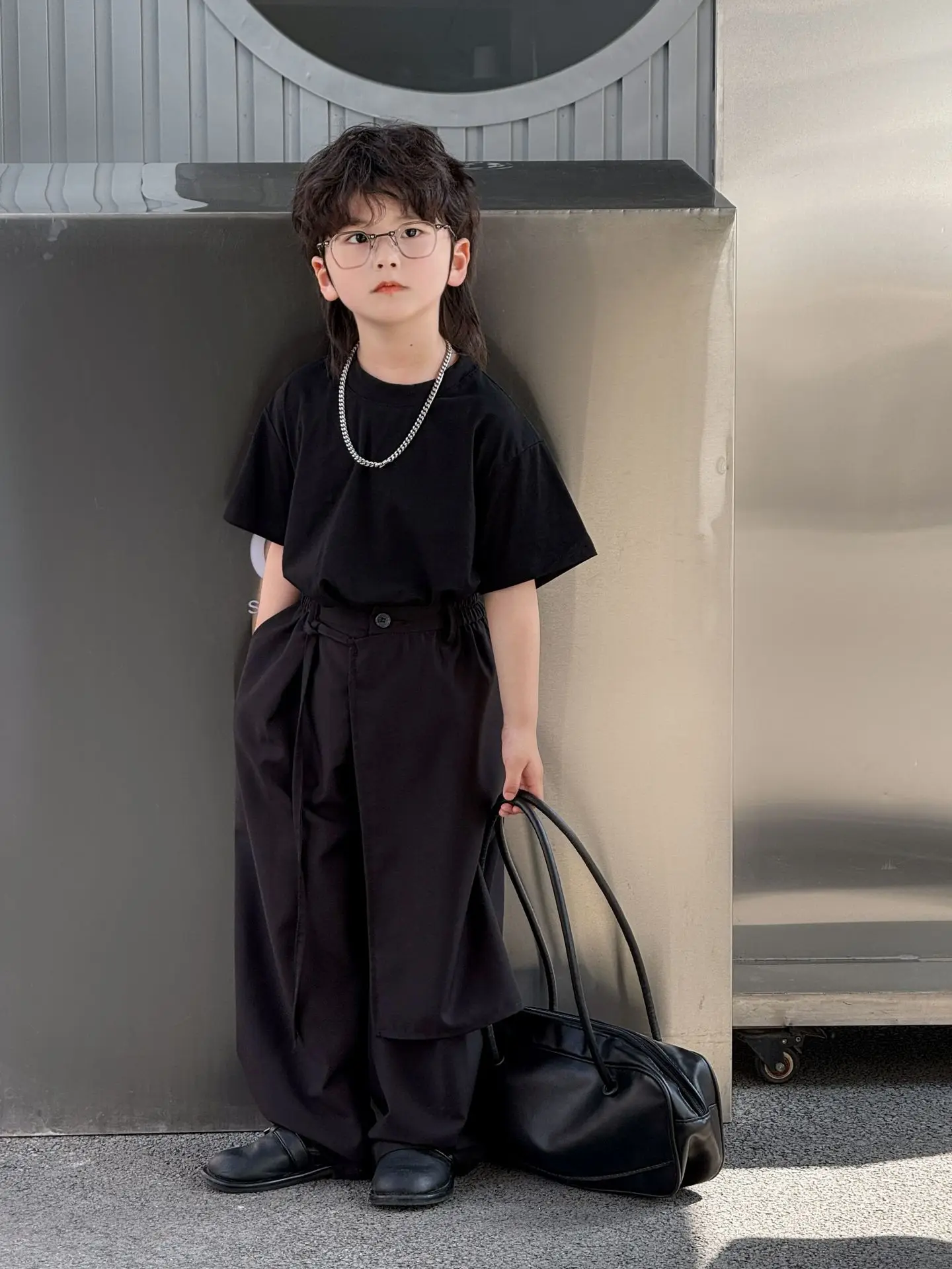 Boys' Suit - 2026 Summer New Collection of Children's Cotton T-shirts with Trendy Scarves and Fashionable Trousers.
