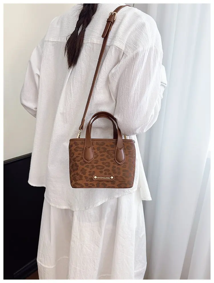Elegant Classic Designer Paris Diaper Bag Luxury Stylish Leather Tote For Women Minimalist Vintage Shoulder Bag