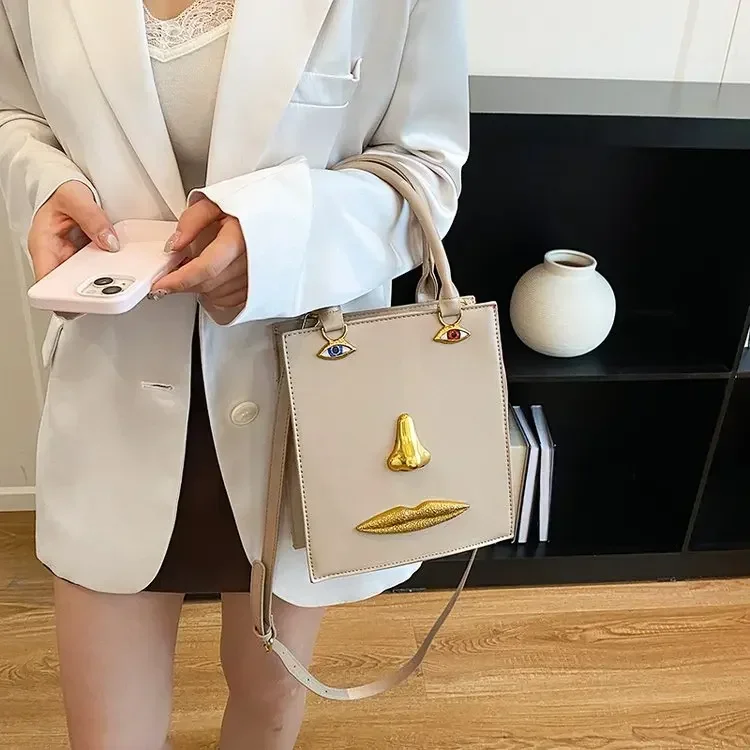 Classic Luxury Vintage Diaper Bag: Elegant Crossbody Handbag For Women With Designer Look And Large Capacity Messenger Tote