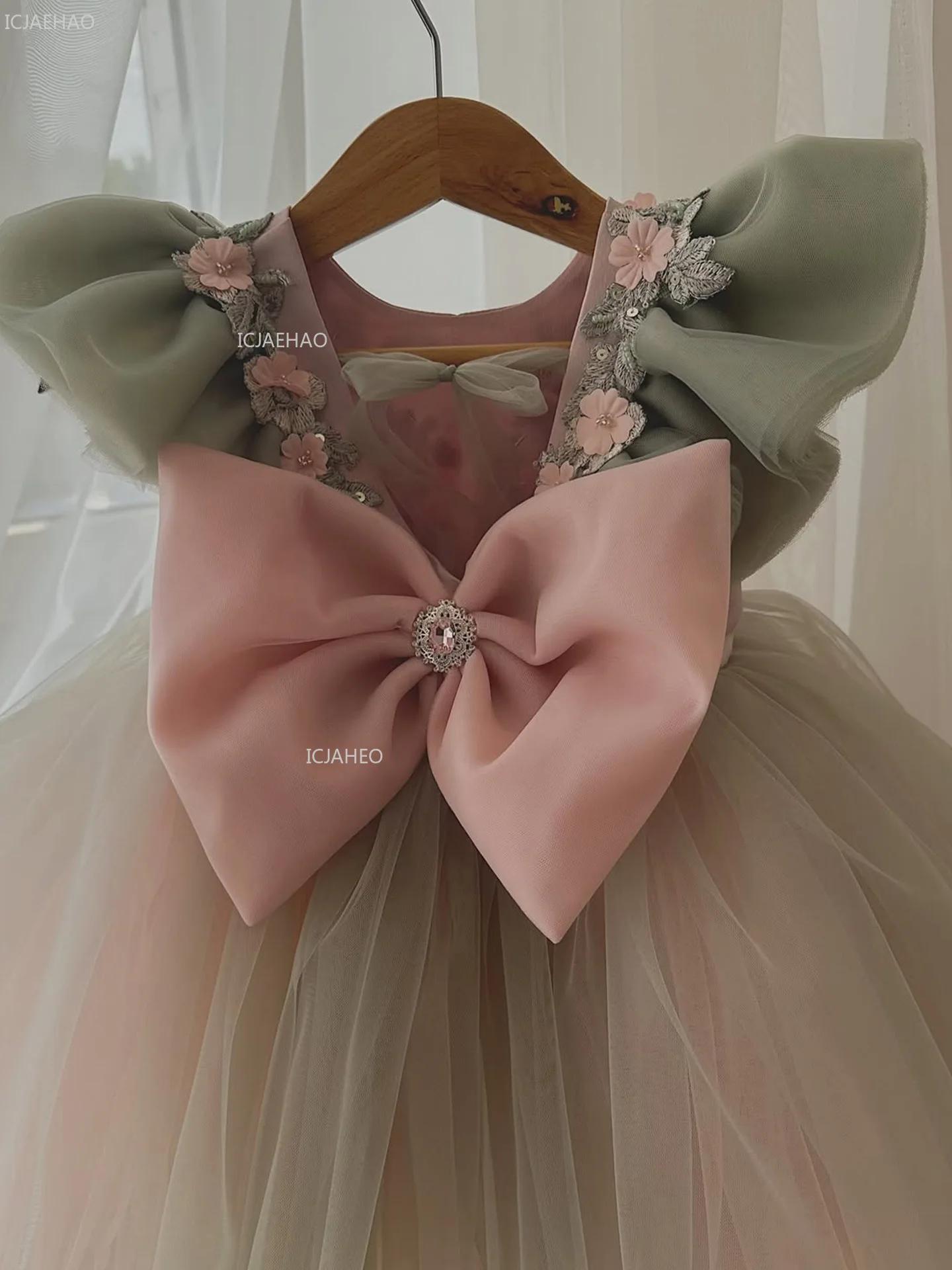 Girls Birthday Princess Dress Children New Party Gown with Flutter Sleeves for Kids Celebration Pageant Formal Evening Costumes