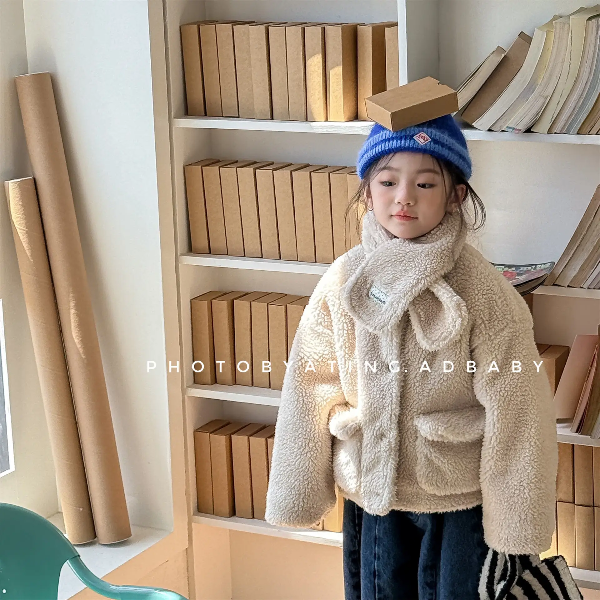 2025 Winter New Girls Lamb Fleece Coat + Scarf Children Cotton Padded Jacket Plus Velvet Thick Kids Girls Long Sleeve Warm Coat