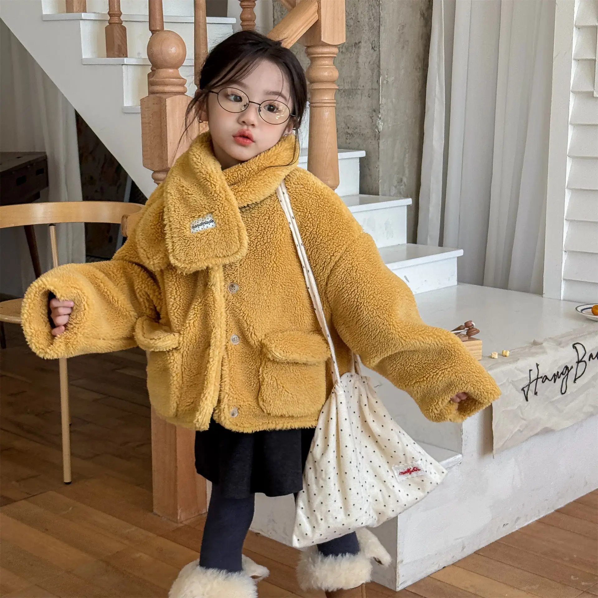 2025 Winter New Girls Lamb Fleece Coat + Scarf Children Cotton Padded Jacket Plus Velvet Thick Kids Girls Long Sleeve Warm Coat