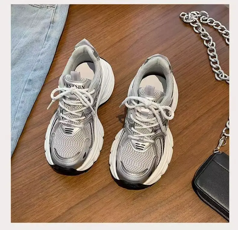 Children Running Shoes Mesh Breathable Kids Sneakers Thick Soft Sole 2026 Brand New Boys Girls Sports Shoes Comfortable Trendy