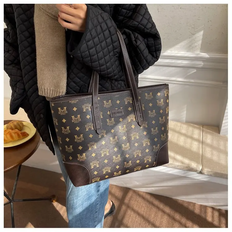 Stylish Simple Leather Diaper Bag Women Messenger Elegant Handbag Luxury Brand Designer Paris Famous Superstar