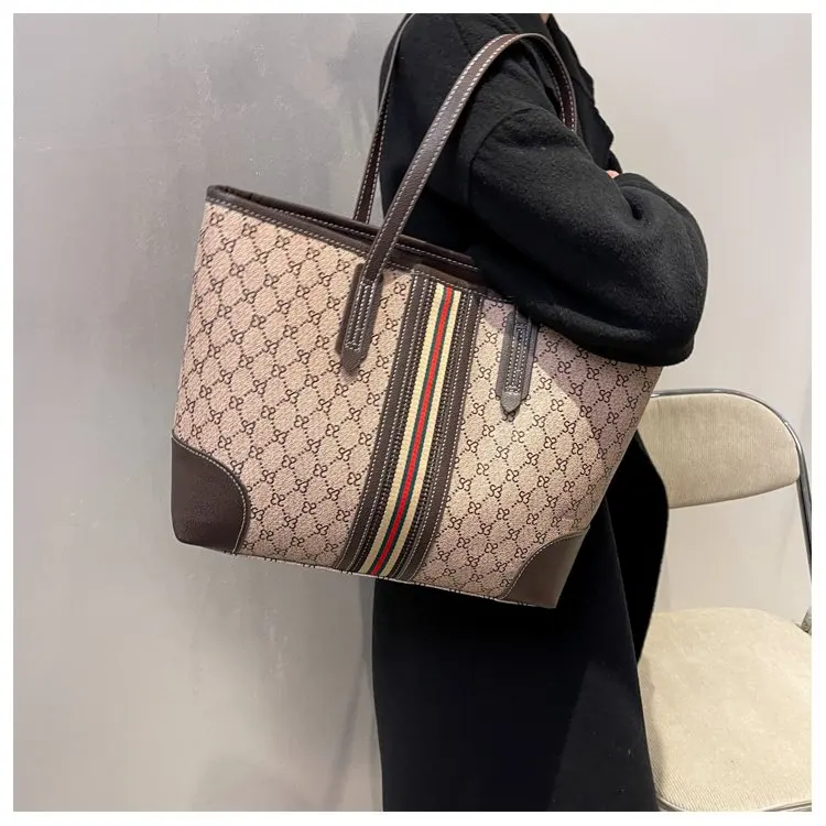 Stylish Simple Leather Diaper Bag Women Messenger Elegant Handbag Luxury Brand Designer Paris Famous Superstar