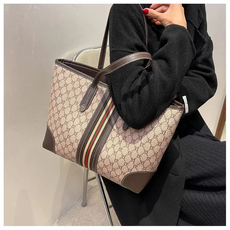 Stylish Simple Leather Diaper Bag Women Messenger Elegant Handbag Luxury Brand Designer Paris Famous Superstar