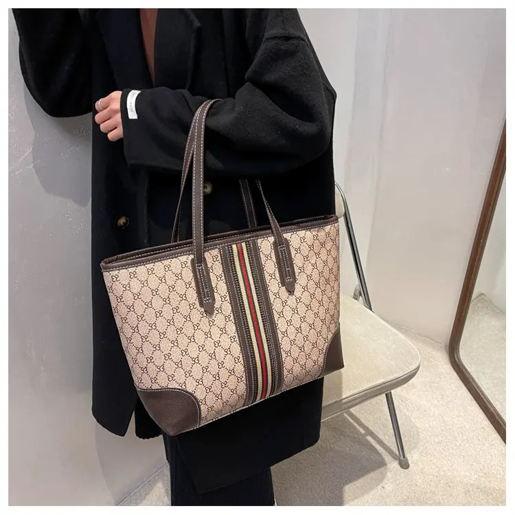 Stylish Simple Leather Diaper Bag Women Messenger Elegant Handbag Luxury Brand Designer Paris Famous Superstar