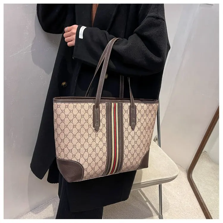 Stylish Simple Leather Diaper Bag Women Messenger Elegant Handbag Luxury Brand Designer Paris Famous Superstar