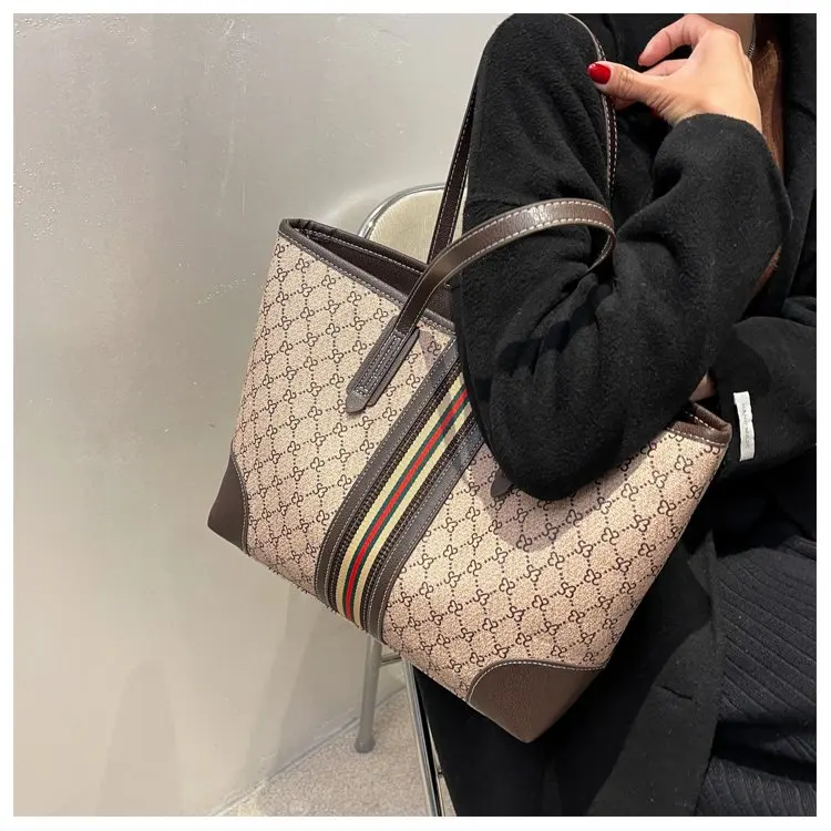 Stylish Simple Leather Diaper Bag Women Messenger Elegant Handbag Luxury Brand Designer Paris Famous Superstar