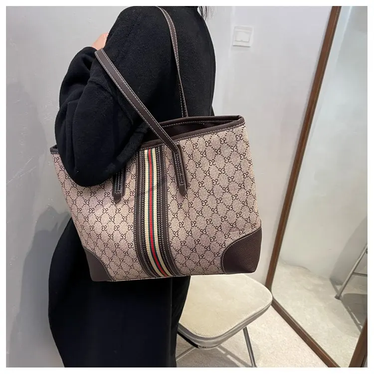 Stylish Simple Leather Diaper Bag Women Messenger Elegant Handbag Luxury Brand Designer Paris Famous Superstar