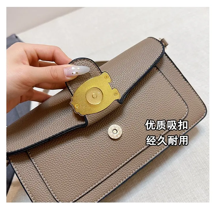 High-End Minimalist Leather Diaper Bag: Elegant Crossbody Handbag For Women With Designer Logo And Large Capacity Vintage Tote