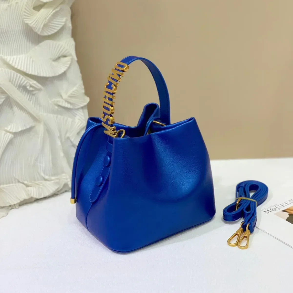 2026 New Women's Solid Color Single Shoulder Handbag Famous Luxury Designer Metal Buckle Large Capacity Diaper Bag