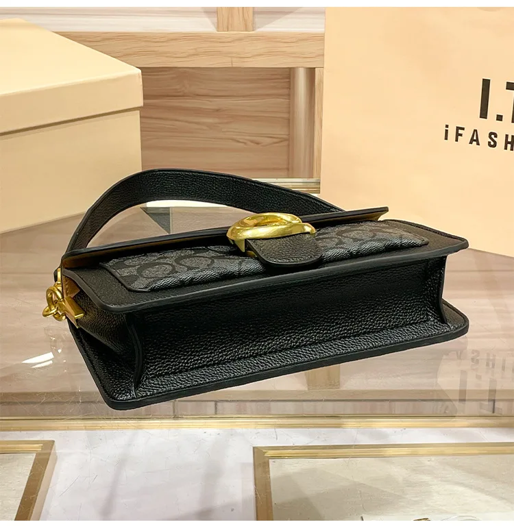 Diaper Bag Stylish Fashionable Trendy Letter Logo Leather Crossbody Handbag Women Solid Color Clutch Purse Mini