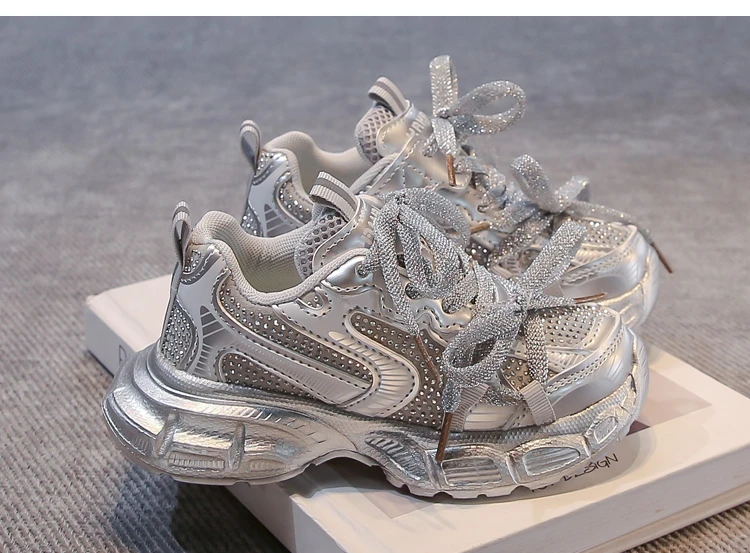 Children Basketball Shoes Shiny Glitter Kids Running Shoes Casual Soft Bottom 2025 Autumn New Students Sneakers Mesh Breathable