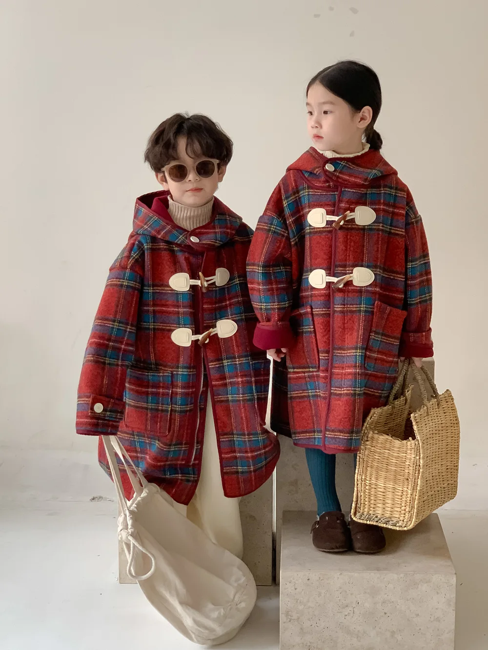 Korea Winter Children Girl Overcoat Cotton Red Plaid Horn Button Kid Baby Girl Outerwear Thicken Warm Toddler Girl Hooded Jacket