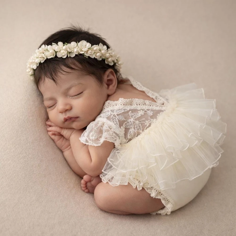 Vintage Newborn Photography Props Cream Lace Romper Ruffle Skirt Infant Photoshoot Costume Princess Studio Wardrobe
