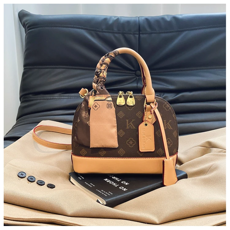 Trendy Vintage Diaper Bag For Women Leather Crossbody Bag Luxury Tote Minimalist Designer Large Capacity Elegant Fashion