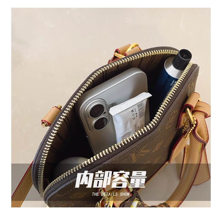 Trendy Vintage Diaper Bag For Women Leather Crossbody Bag Luxury Tote Minimalist Designer Large Capacity Elegant Fashion