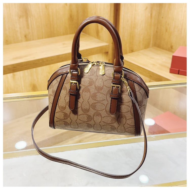Minimalist Luxury Diaper Bags For Women Simple Elegant Leather Tote Bag Vintage Designer Trendy Commuter Bag