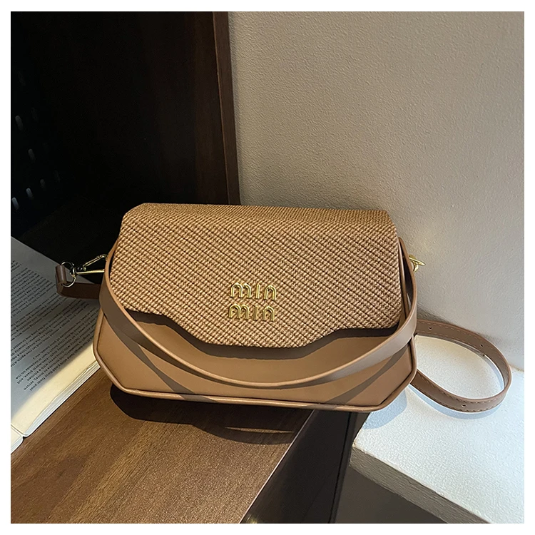 Unique Elegant Leather Diaper Bag: Luxury Crossbody Messenger Bag For Women With Vintage Designer Logo And Large Tote Capacity