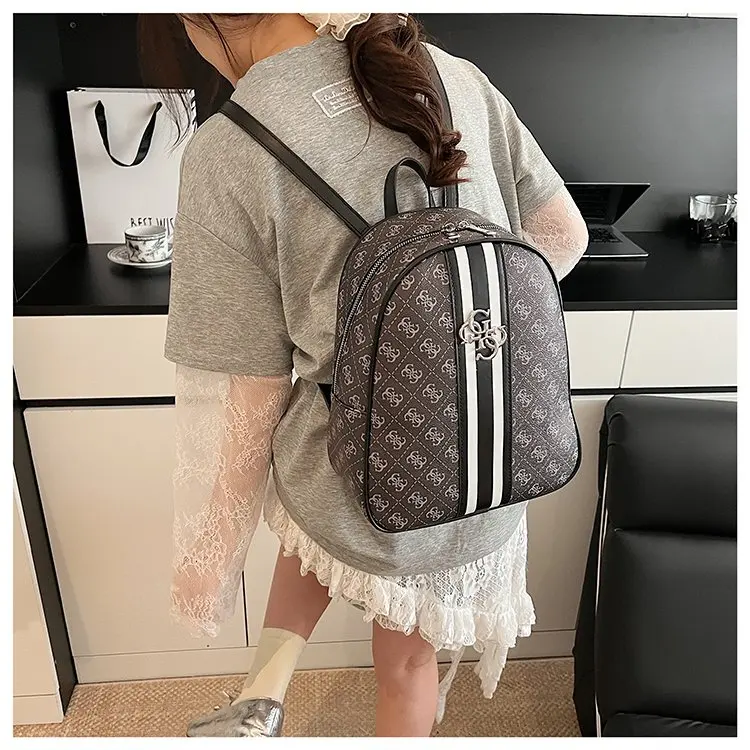 Elegant Solid Color Diaper Bag Ladies Niche Designer Handbag Top Layer Leather Crossbody Shoulder Purse Tote Messenger Bag