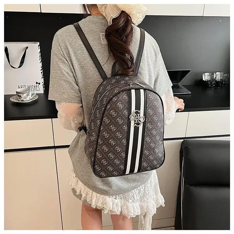 Elegant Solid Color Diaper Bag Ladies Niche Designer Handbag Top Layer Leather Crossbody Shoulder Purse Tote Messenger Bag