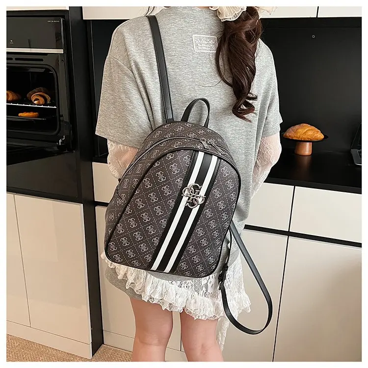 Elegant Solid Color Diaper Bag Ladies Niche Designer Handbag Top Layer Leather Crossbody Shoulder Purse Tote Messenger Bag