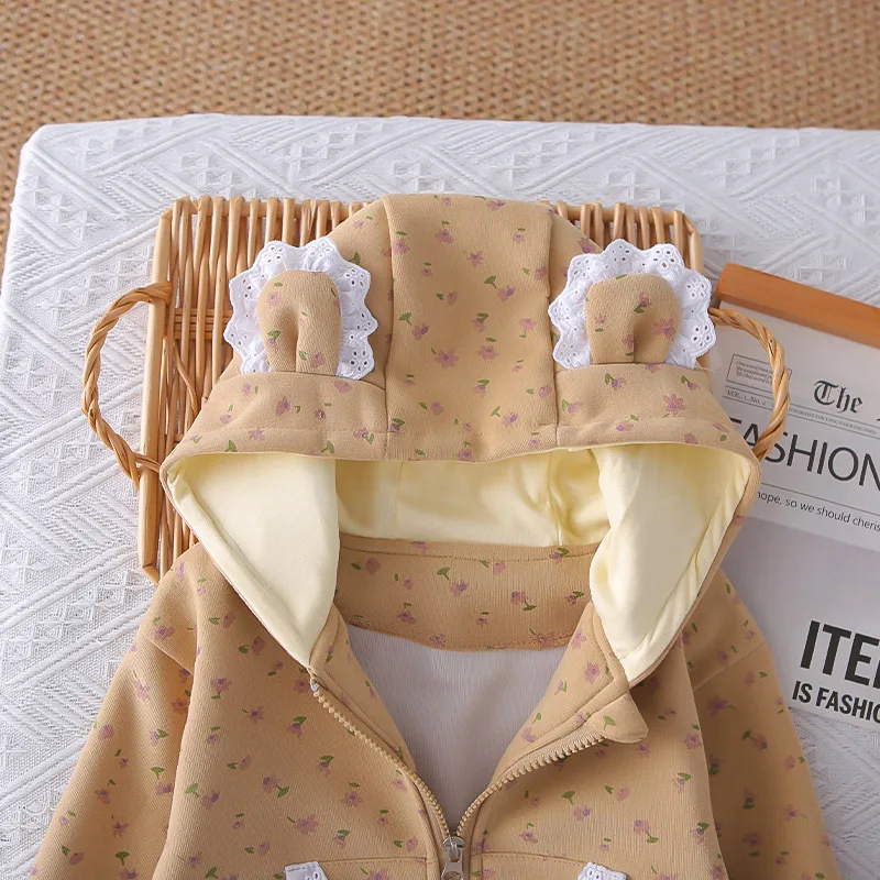 Girls' Outerwear Spring/Autumn/Winter 2026 New Children's Clothing Floral Hooded Sweatshirt Long Sleeved Top Cardigan