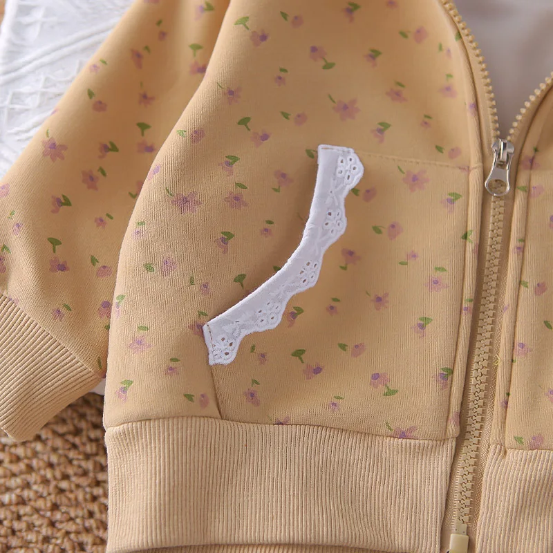 Girls' Outerwear Spring/Autumn/Winter 2026 New Children's Clothing Floral Hooded Sweatshirt Long Sleeved Top Cardigan
