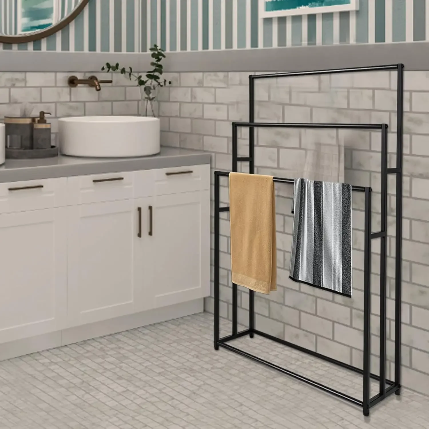 Towel Holder, Standing Towel Rail with 3 Towel Rails, Large Towel Rack,Freestanding, Metal,for Drying Towels for Bedroom or Pool