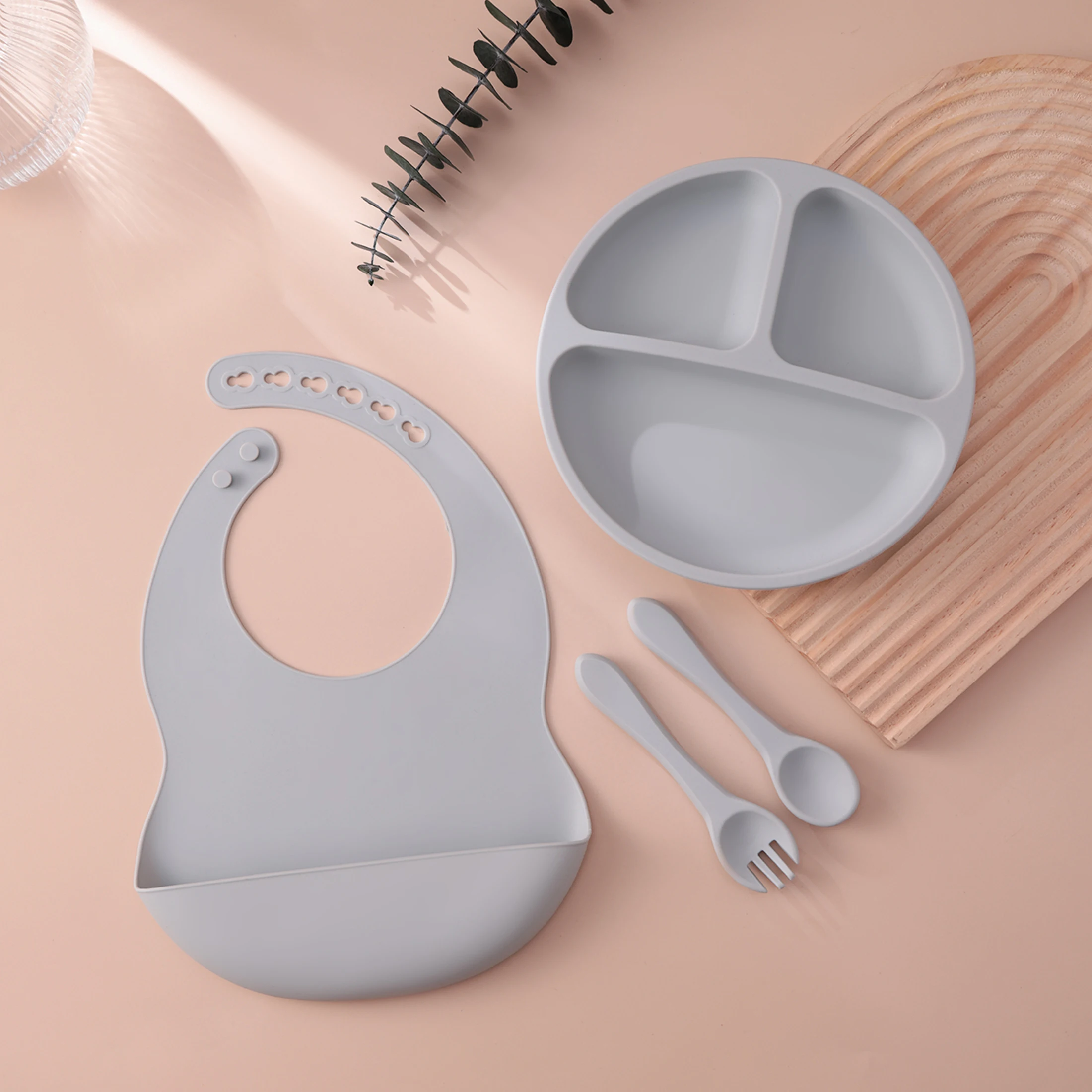 4PCS Baby Silicone Feeding Set With Suction Plate BPA Free Solid Color Waterproof Bib Portable Spoon Fork Children's Tableware