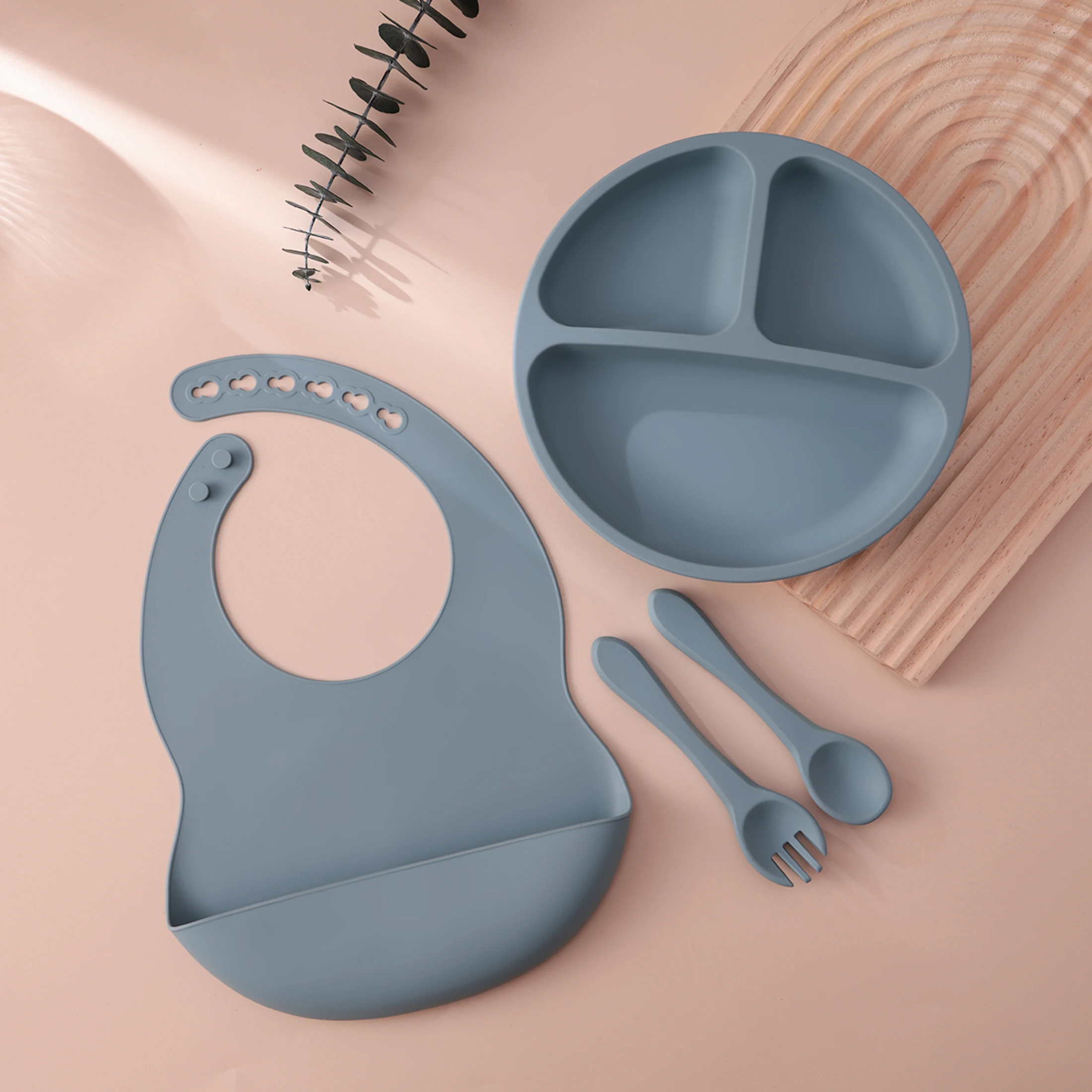 4PCS Baby Silicone Feeding Set With Suction Plate BPA Free Solid Color Waterproof Bib Portable Spoon Fork Children's Tableware