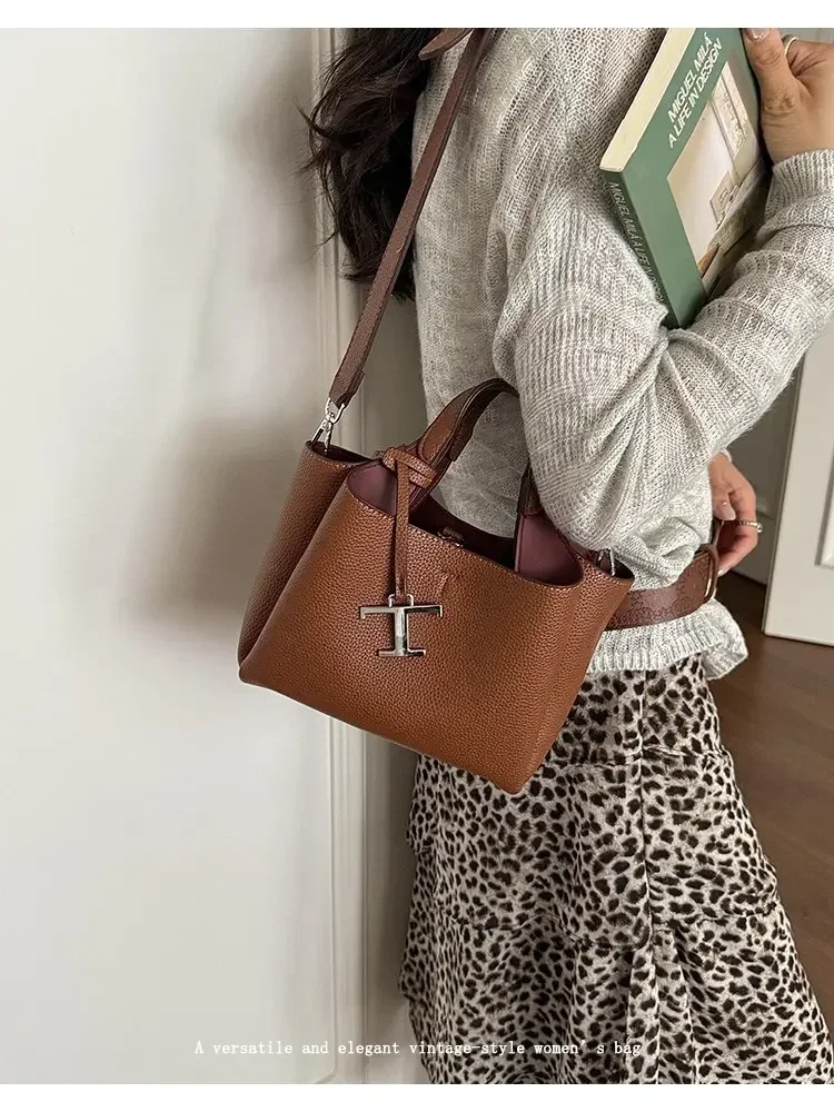 Unique Classic Elegant Diaper Bag: Luxury Crossbody Handbag For Women With Vintage Leather Look And Large Capacity Messenger