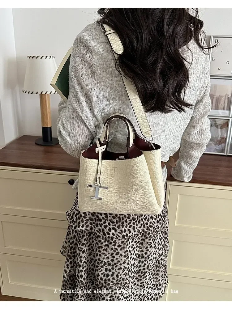 Unique Classic Elegant Diaper Bag: Luxury Crossbody Handbag For Women With Vintage Leather Look And Large Capacity Messenger