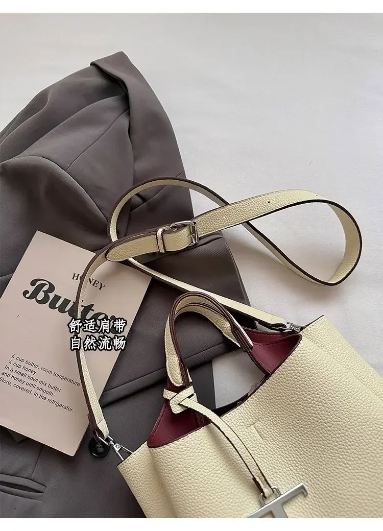 Unique Classic Elegant Diaper Bag: Luxury Crossbody Handbag For Women With Vintage Leather Look And Large Capacity Messenger