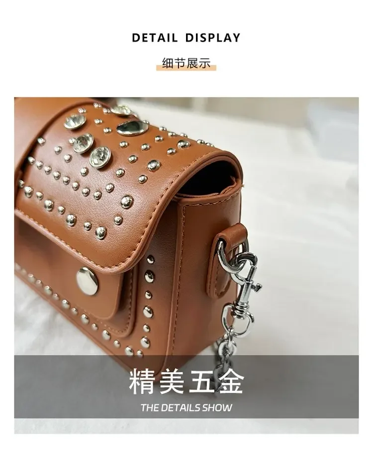Elegant design women's chain strap crossbody bag outdoor leisure travel handbag, inspired by Parisian fashion