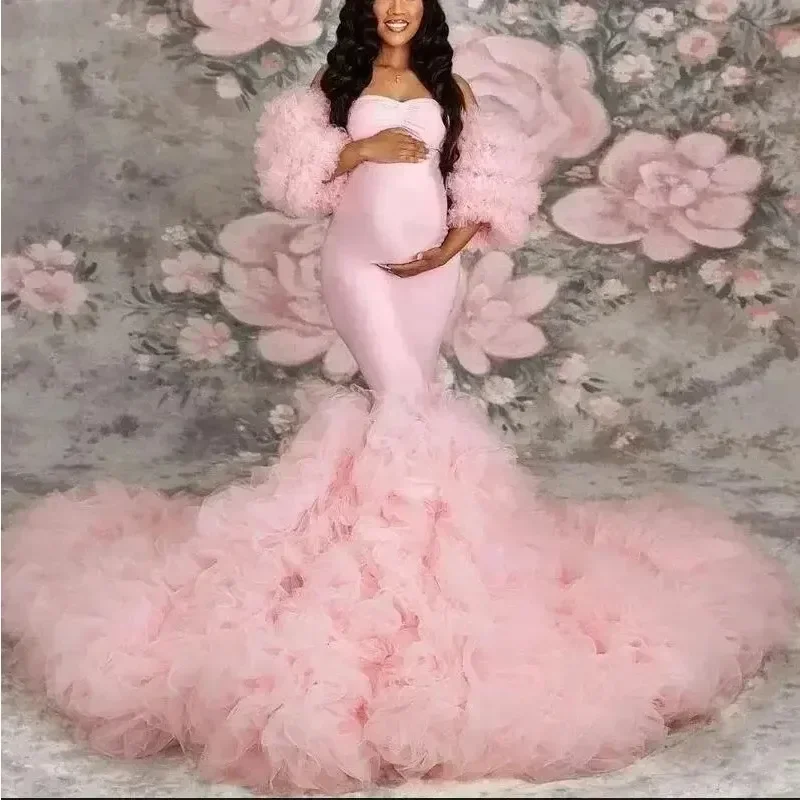 Mermaid Maternity Gown with Sweetheart Neck & Long Train – Fitted Pregnancy Dress for Baby Shower & Studio Photography