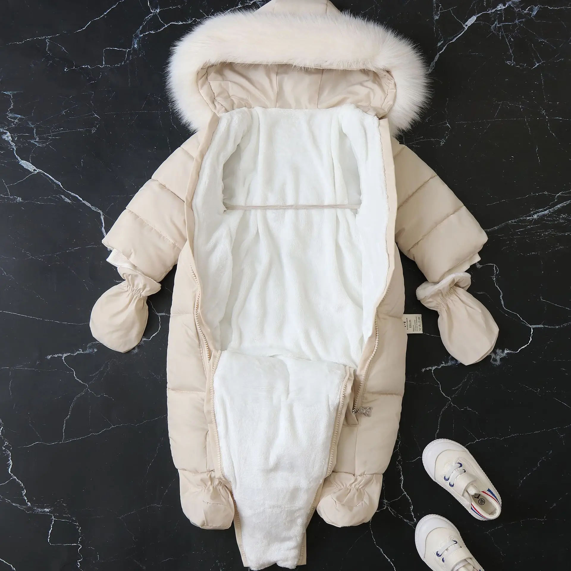 2024 New Winter Baby Rompers Thick Warm Infant Hooded Inside Fleece Jumpsuit Newborn Boy Girl Overalls Toddler Clothing Set