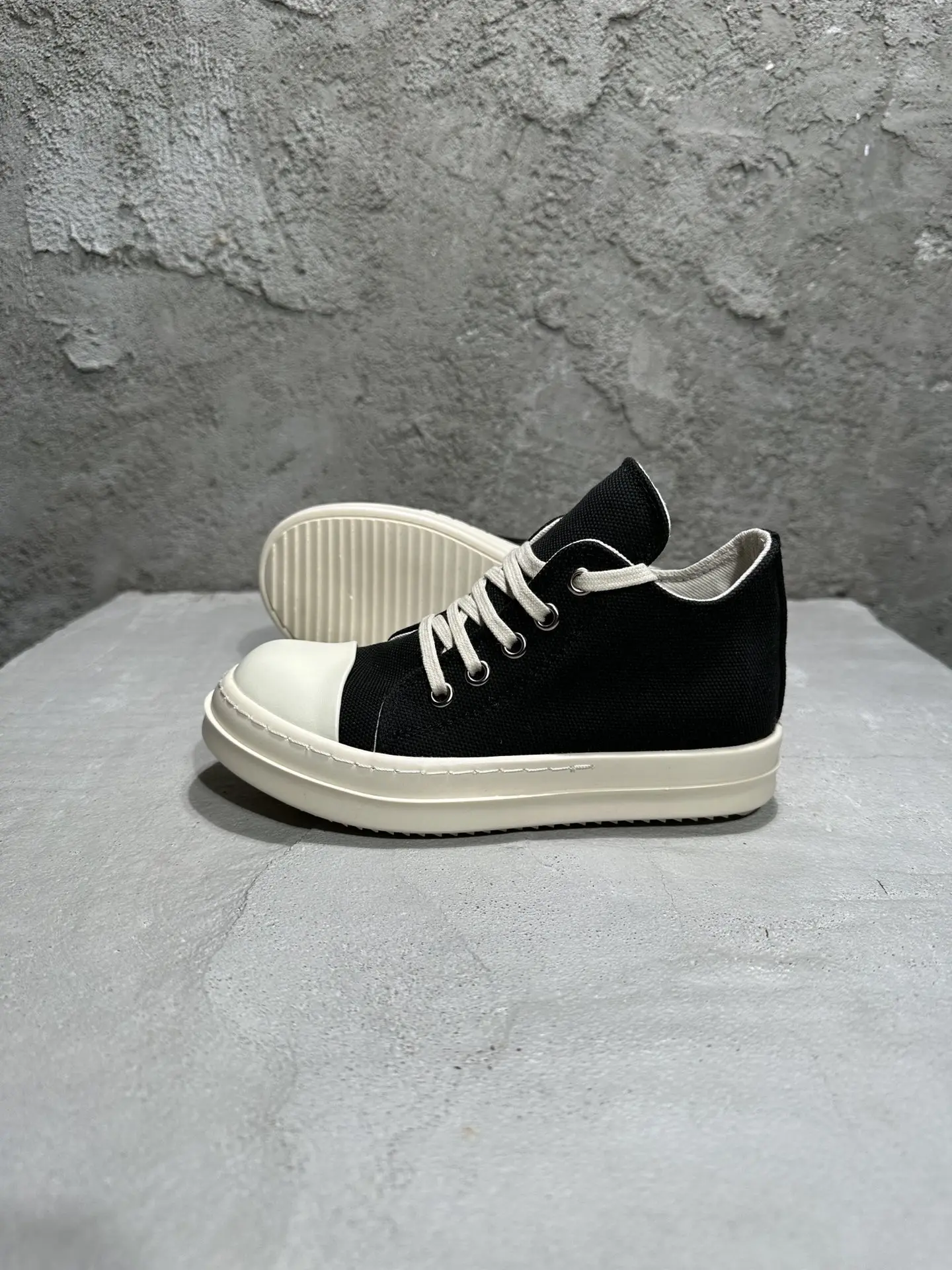 Kids High Top Sneakers Girls Boys Children Shoes Canvas Luxury Lace Up Casual Spring Streetwear Black White Shoes