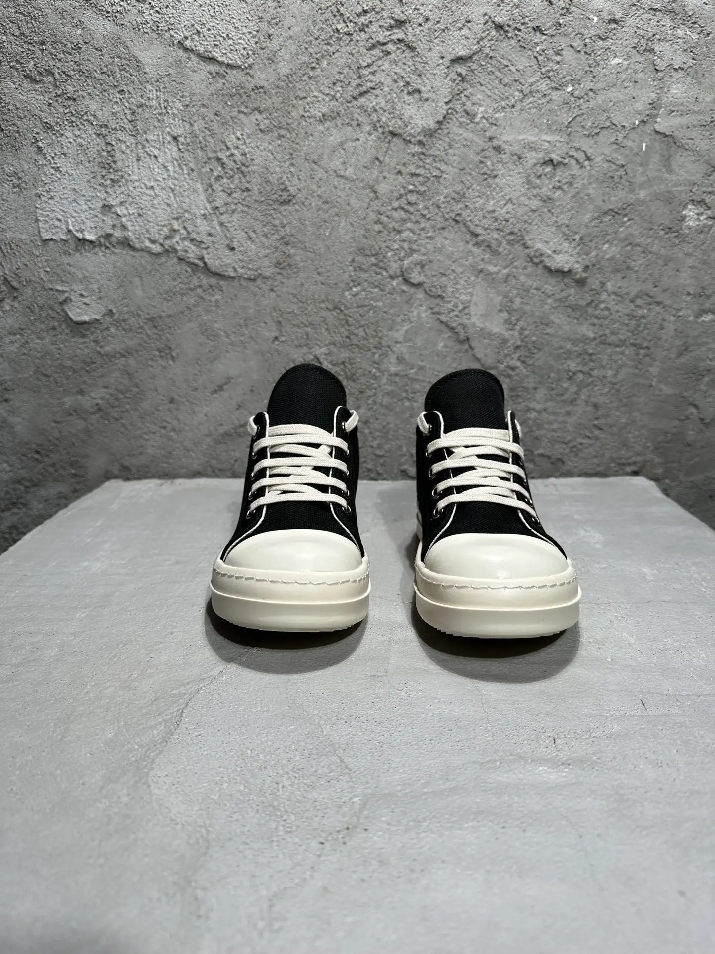 Kids High Top Sneakers Girls Boys Children Shoes Canvas Luxury Lace Up Casual Spring Streetwear Black White Shoes
